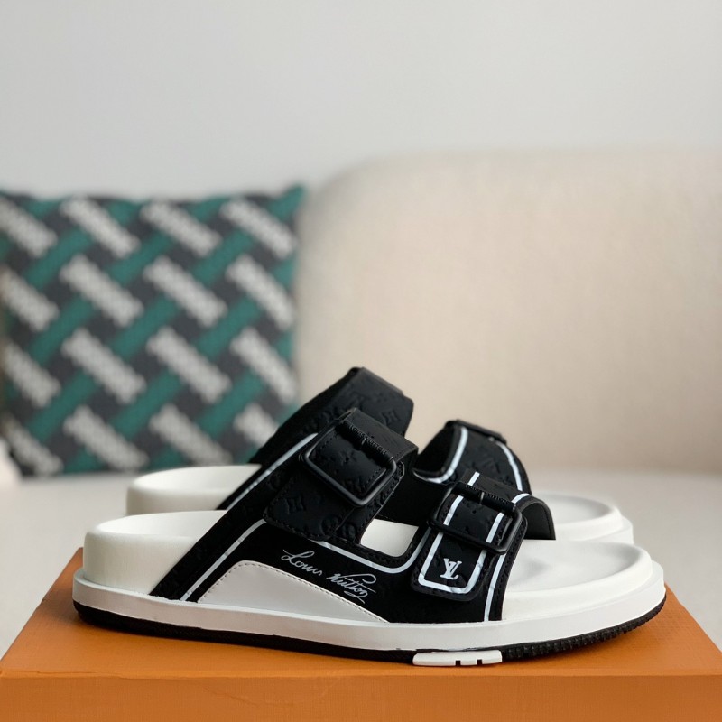 L0*is V*t0n  MAN SLIPPERS
