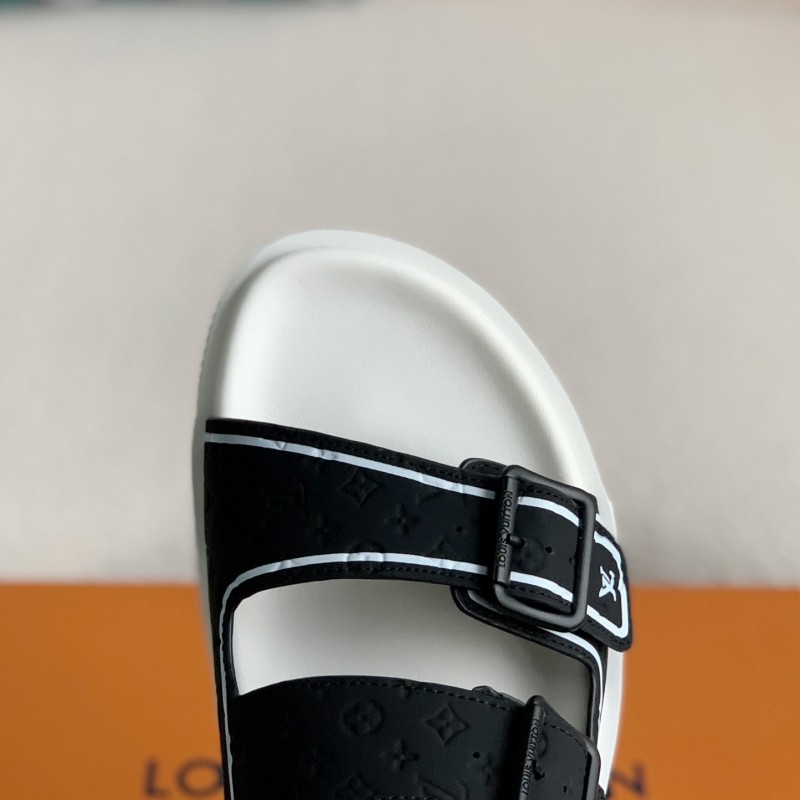 L0*is V*t0n MAN SLIPPERS
