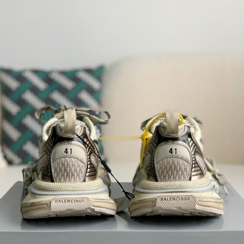 Ba*len*cia*ga Runner Sneakers