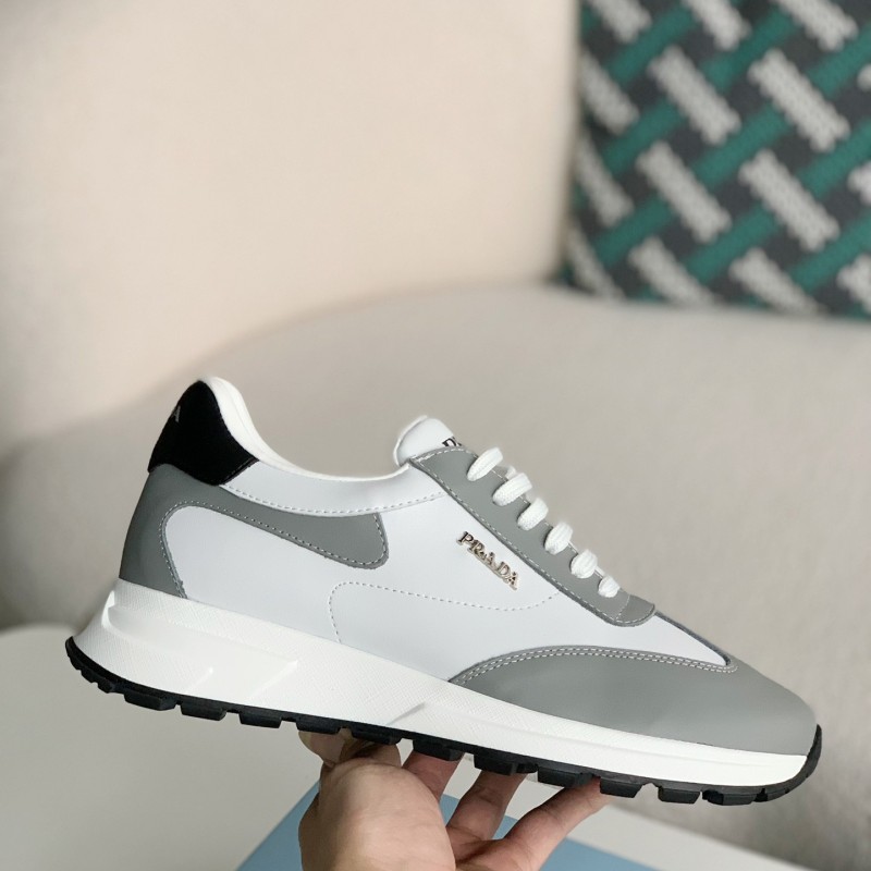 Pra*a Sneakers