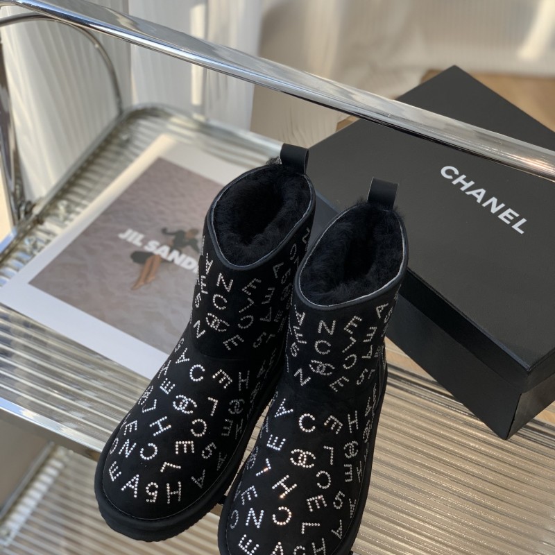 Ch*el Snow boots FW style