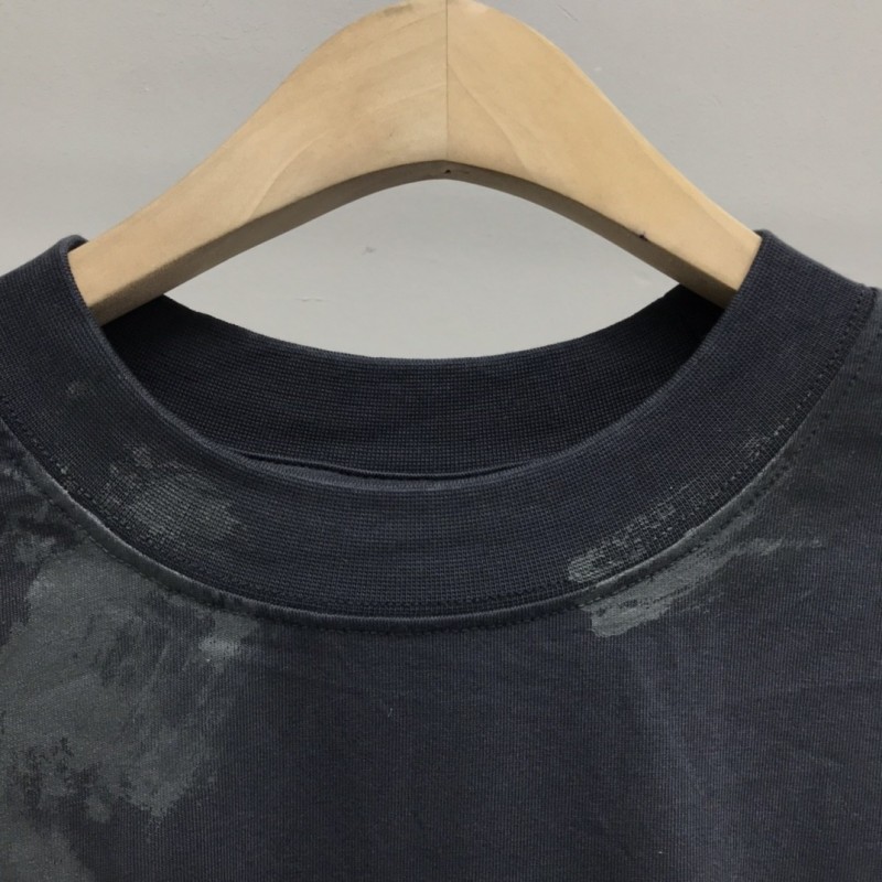 Ba*len*cia*ga BB Industrial Cement Painted T-Shirt