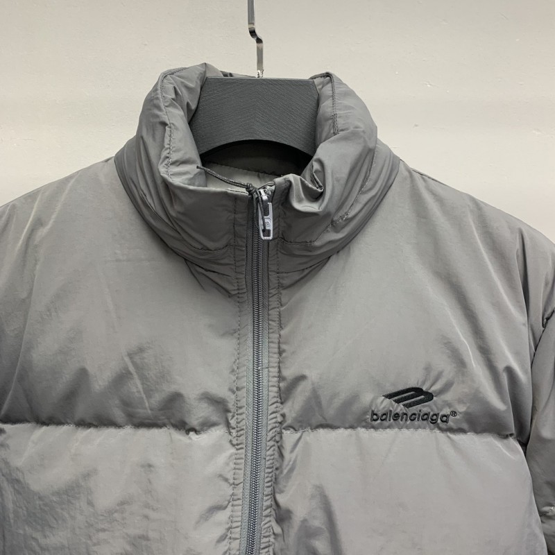 Ba*len*cia*ga embroidered down jacket