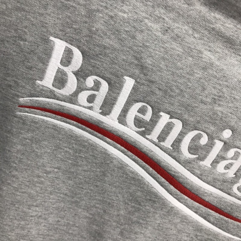 Ba*len*cia*ga Cola crew neck sweatshirt