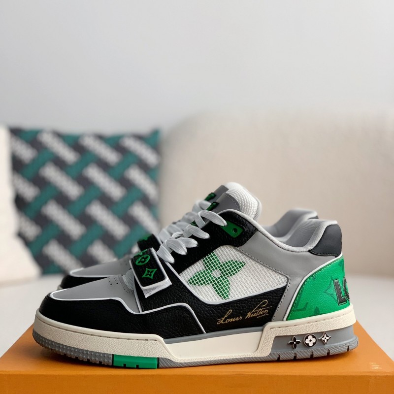 L0*is V*t0n TRAINER Sneakers