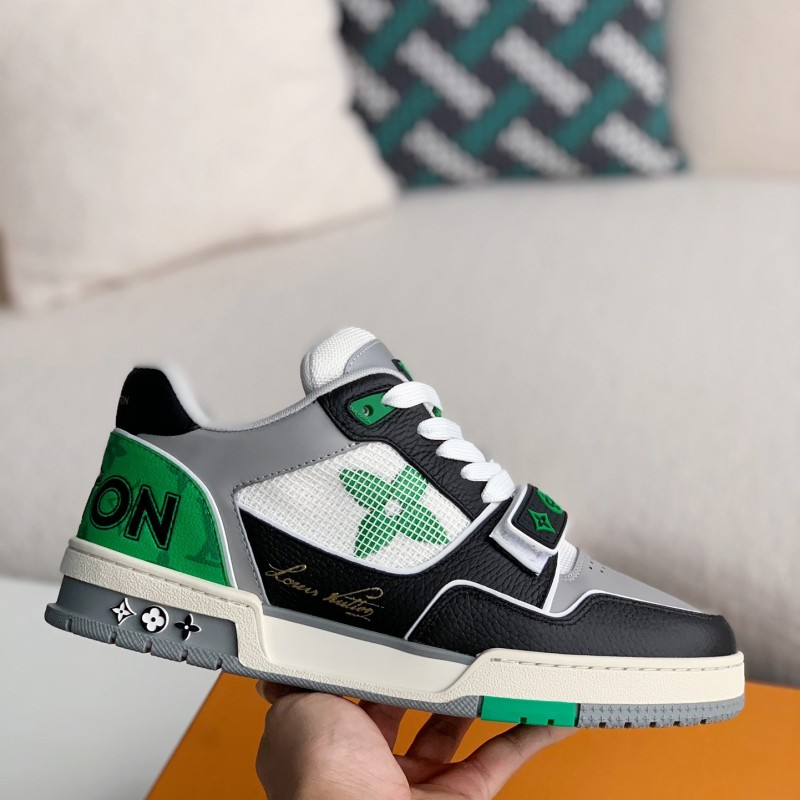 L0*is V*t0n TRAINER Sneakers