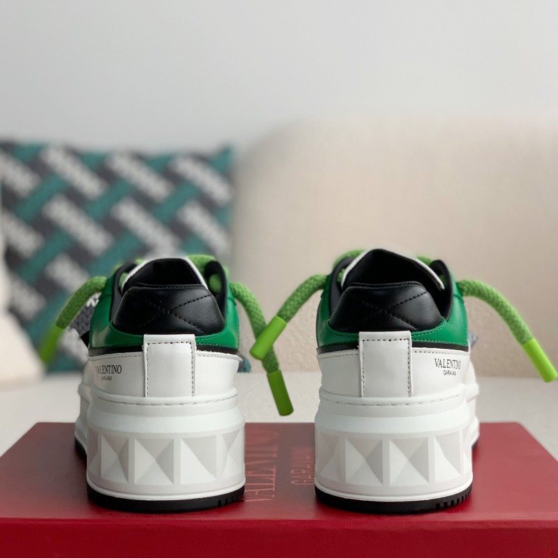 va*t*no One Stud Sneakers