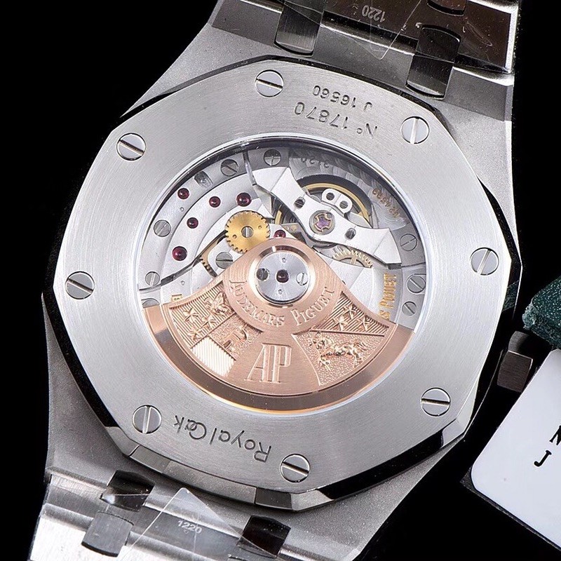 Audemars P*g*et Royal Oak 15400 Series Men