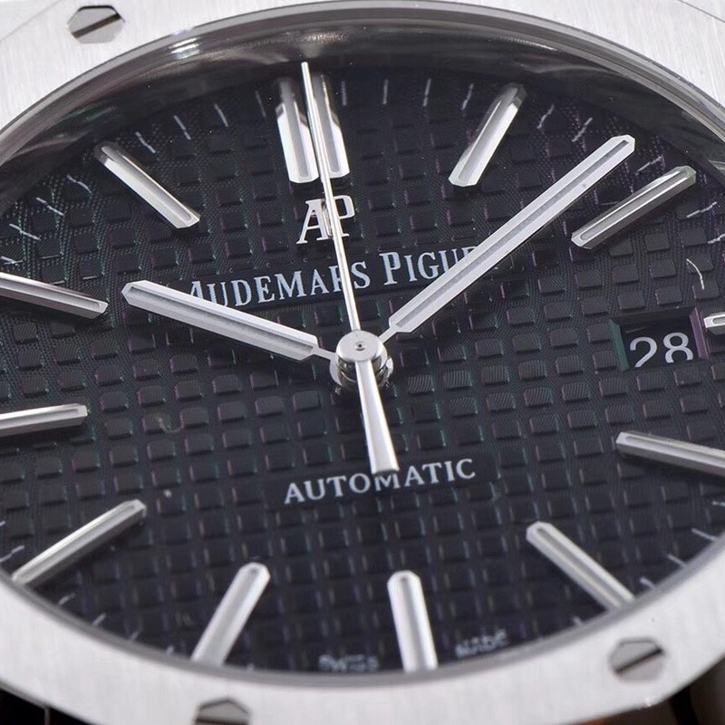Audemars P*g*et Royal Oak 15400 Series Men