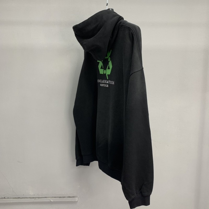 Ba*len*cia*ga lettered washed sweatshirt