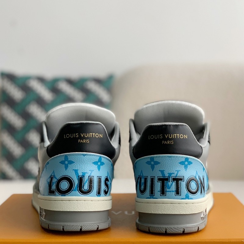 L0*is V*t0n TRAINER Sneakers