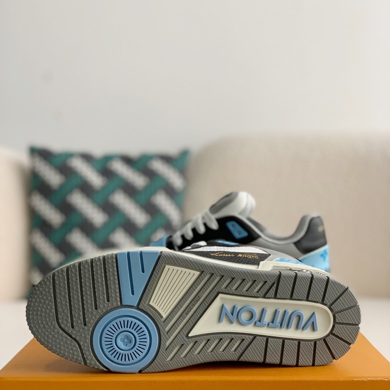 L0*is V*t0n TRAINER Sneakers