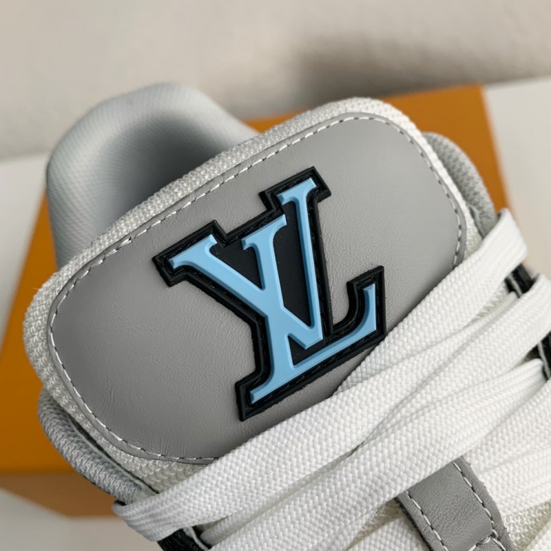 L0*is V*t0n TRAINER Sneakers