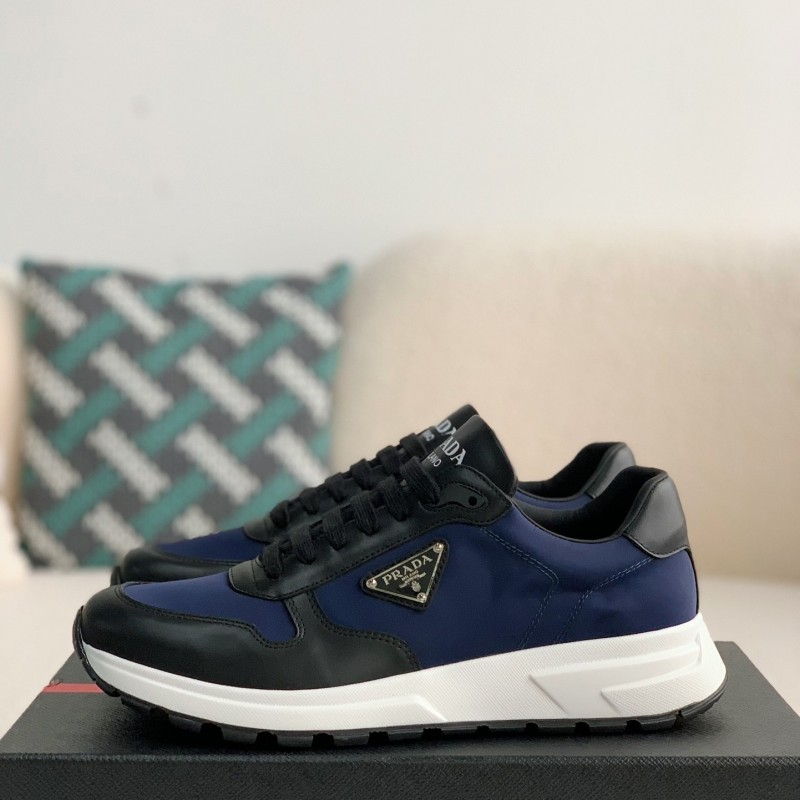 Pra*a Sneakers