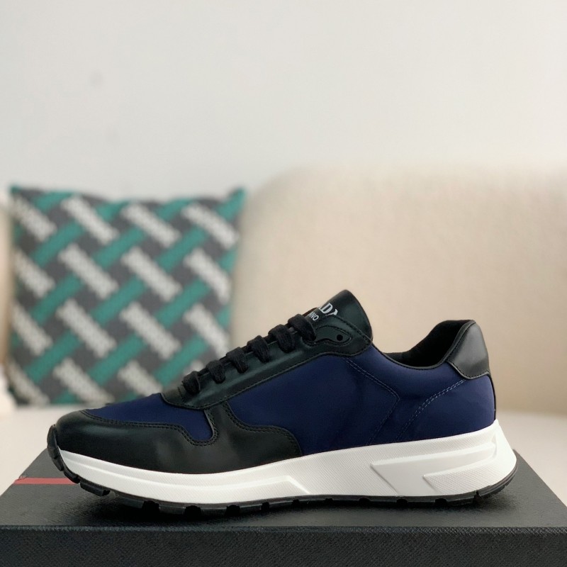 Pra*a Sneakers