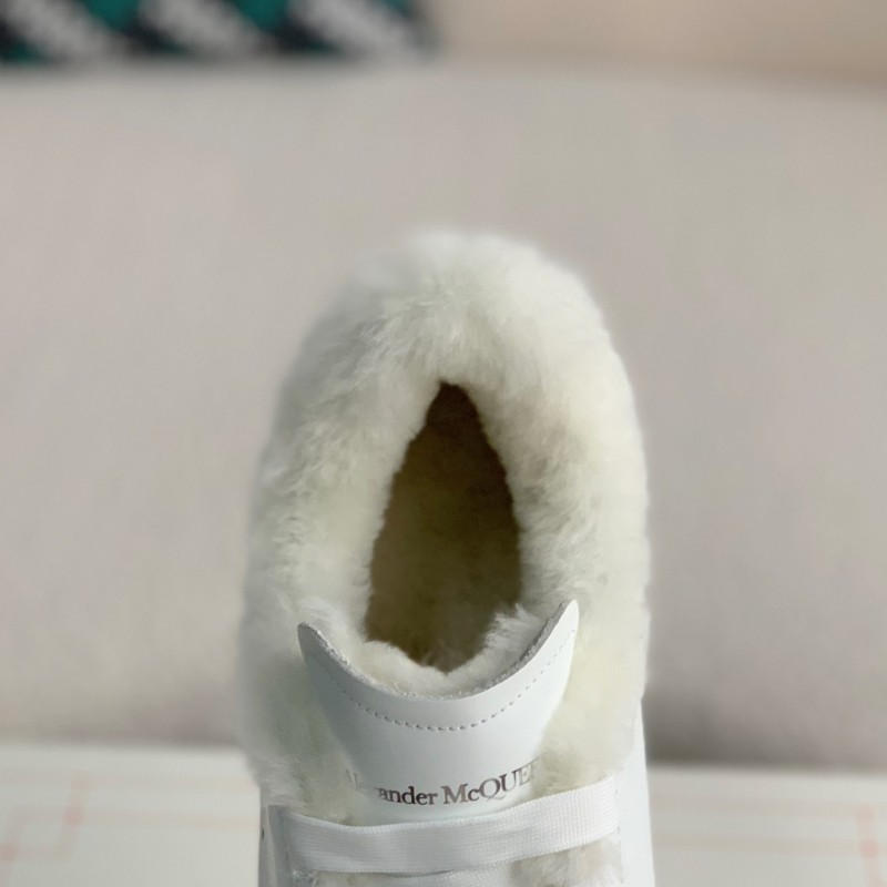 Ale*d*r M*Q*en  Sneakers