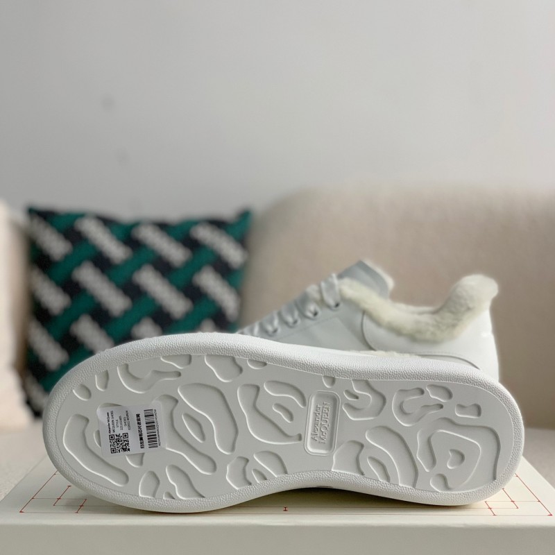 Ale*d*r M*Q*en  Sneakers