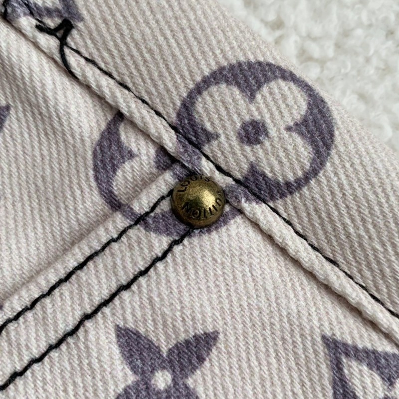 L0*is V*t0n Denim Costumes