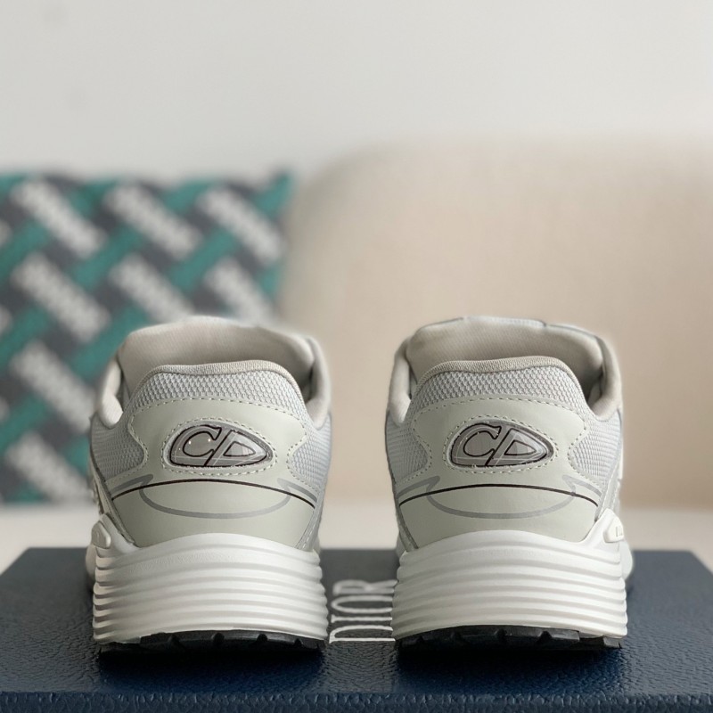 D*0r B57 New Sneaker