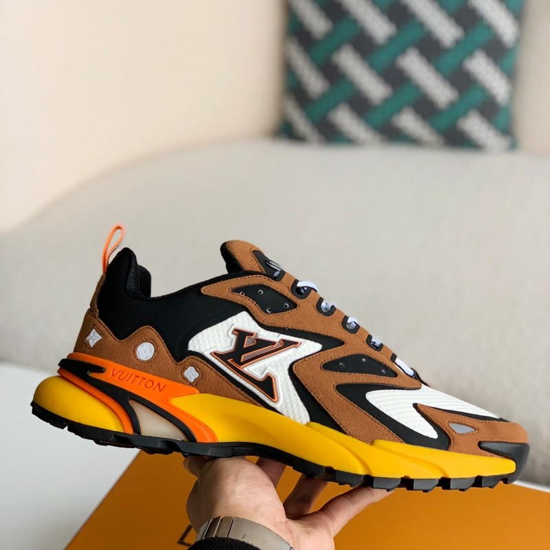 L0*is V*t0n Runner Tatic Sneakers