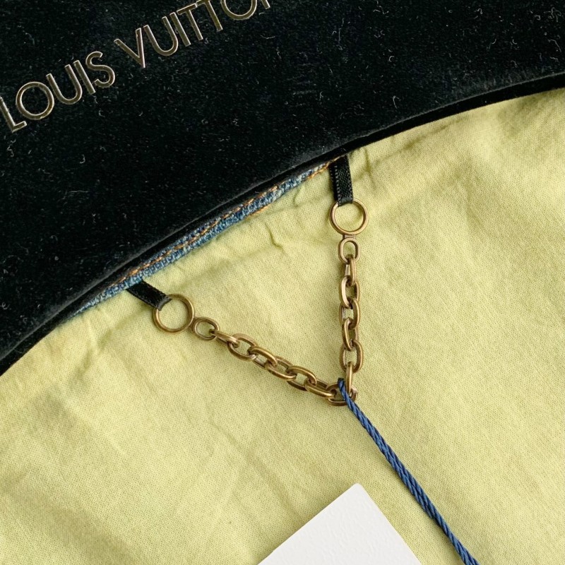 L0*is V*t0n Denim Jackets