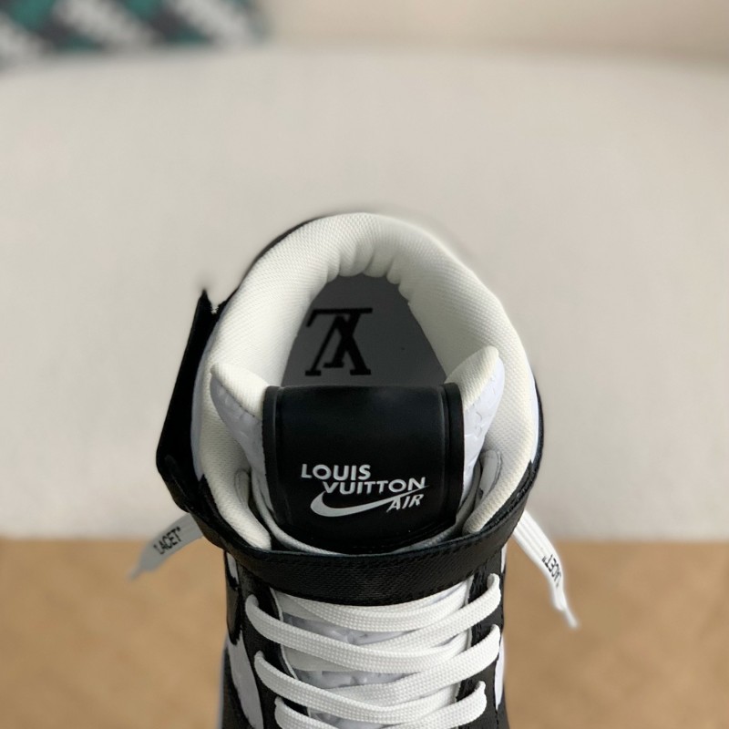 L0*is V*t0n SNEAKERS