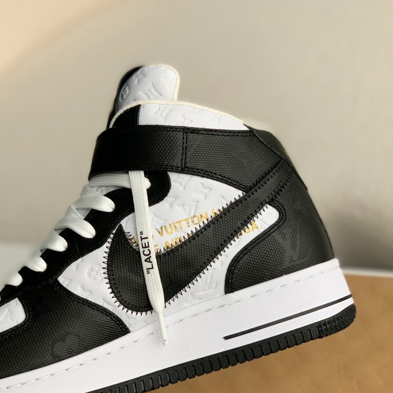 L0*is V*t0n SNEAKERS