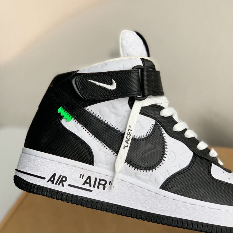 L0*is V*t0n SNEAKERS