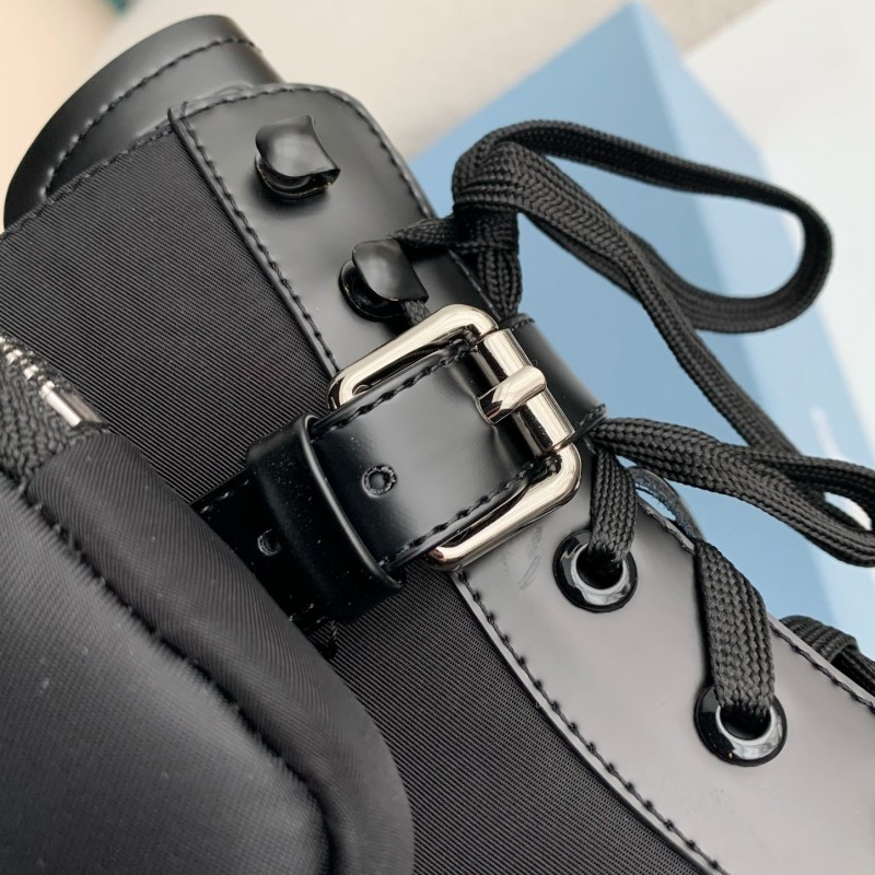 Pra*a Cloudbus Thunder technology fabric sneakers