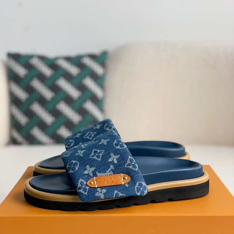 L0*is V*t0n SLIPPERS