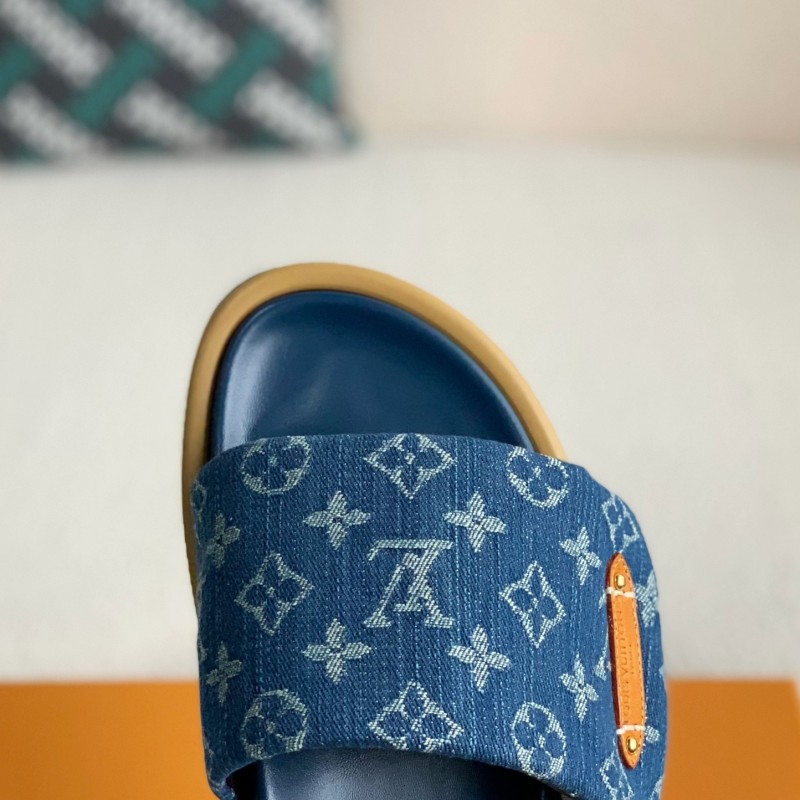 L0*is V*t0n SLIPPERS