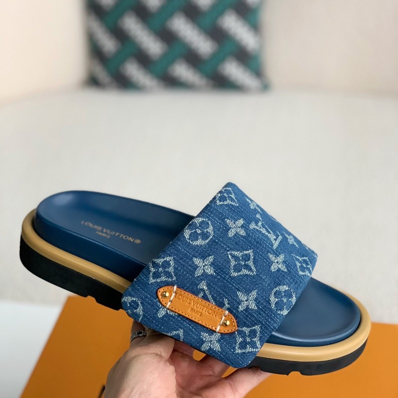 L0*is V*t0n SLIPPERS