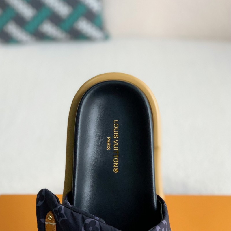 L0*is V*t0n SLIPPERS