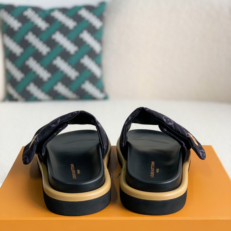 L0*is V*t0n SLIPPERS