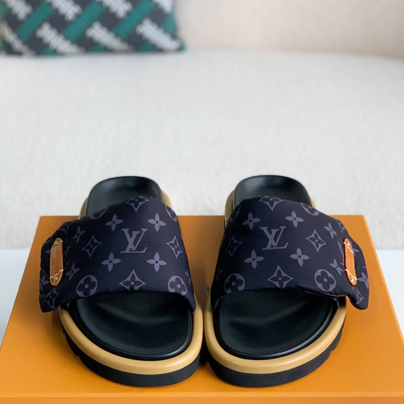 L0*is V*t0n SLIPPERS