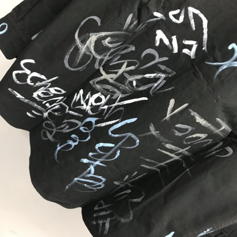 Ba*len*cia*ga BLCG graffiti long-sleeved shirt