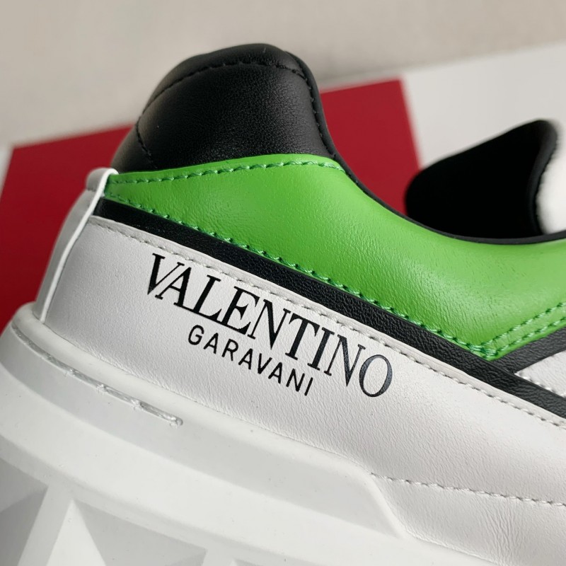 va*t*no One Stud Sneakers