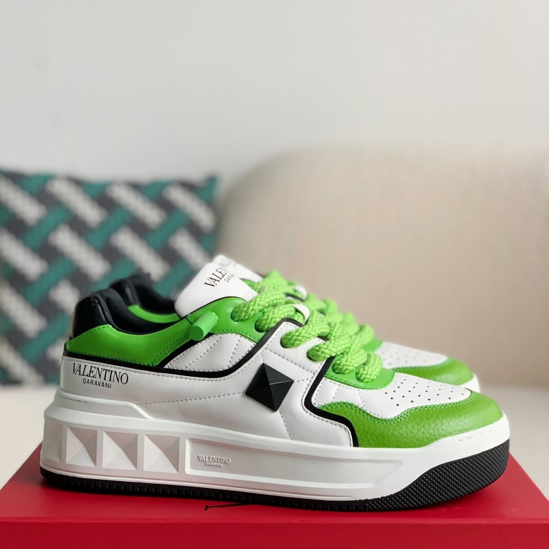 va*t*no One Stud Sneakers