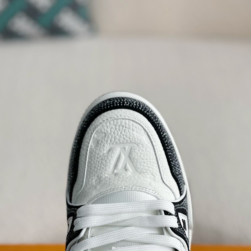 L0*is V*t0n Trainers Sneakers