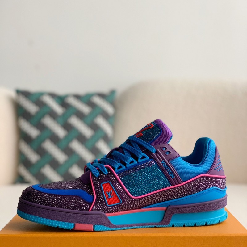 L0*is V*t0n TRAINER Sneakers