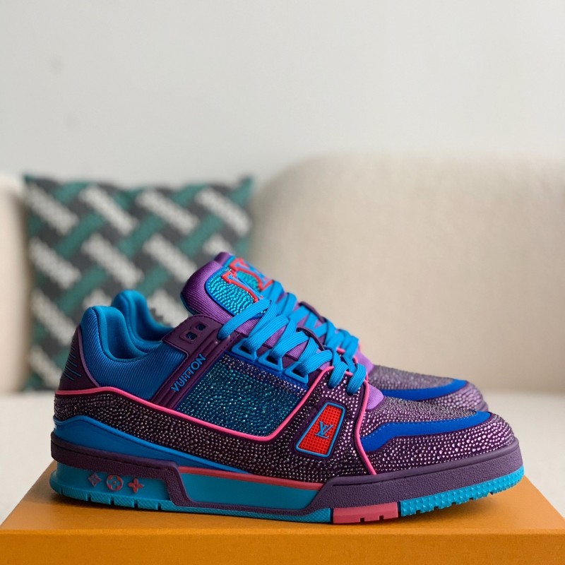 L0*is V*t0n TRAINER Sneakers