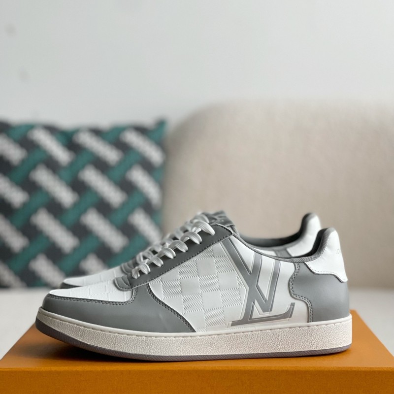 L0*is V*t0n SNEAKERS