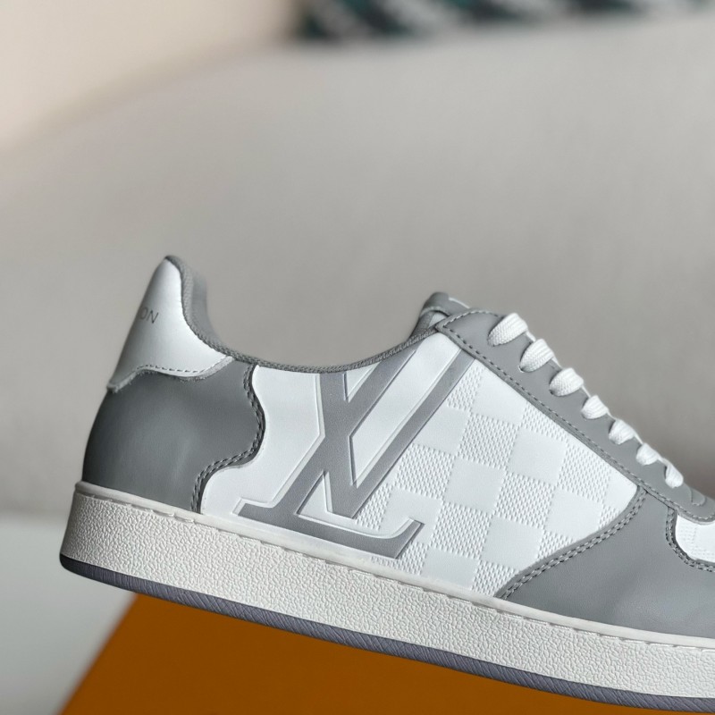 L0*is V*t0n SNEAKERS