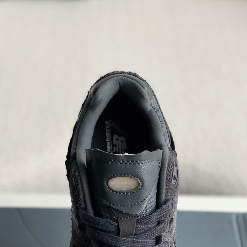 S*pBro xNew Balance NB 2002R Protection Pack Sneakers