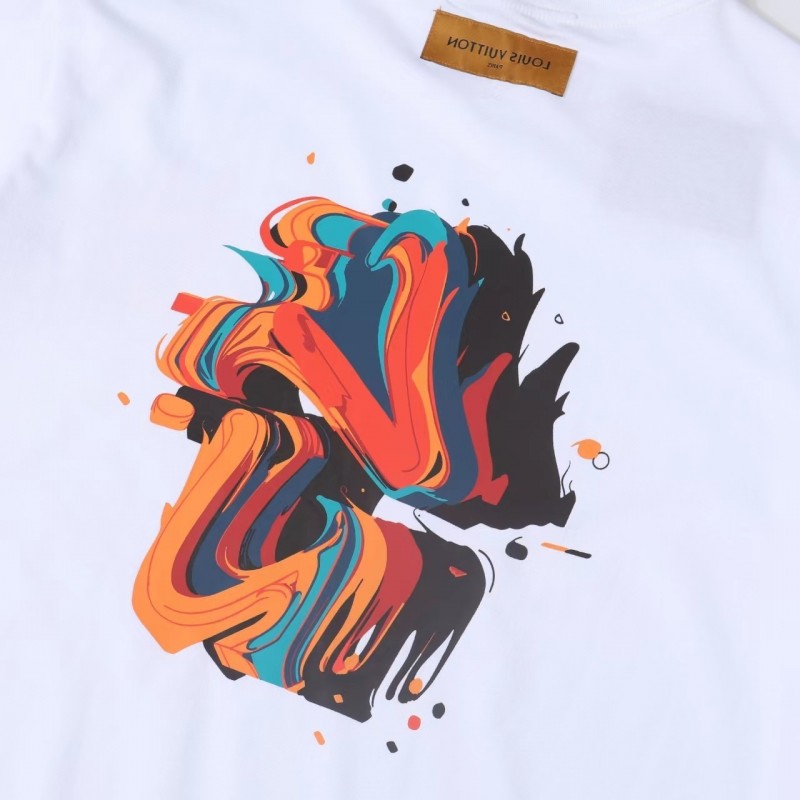 L0*is V*t0n 23ss front and back patterned t-shirt