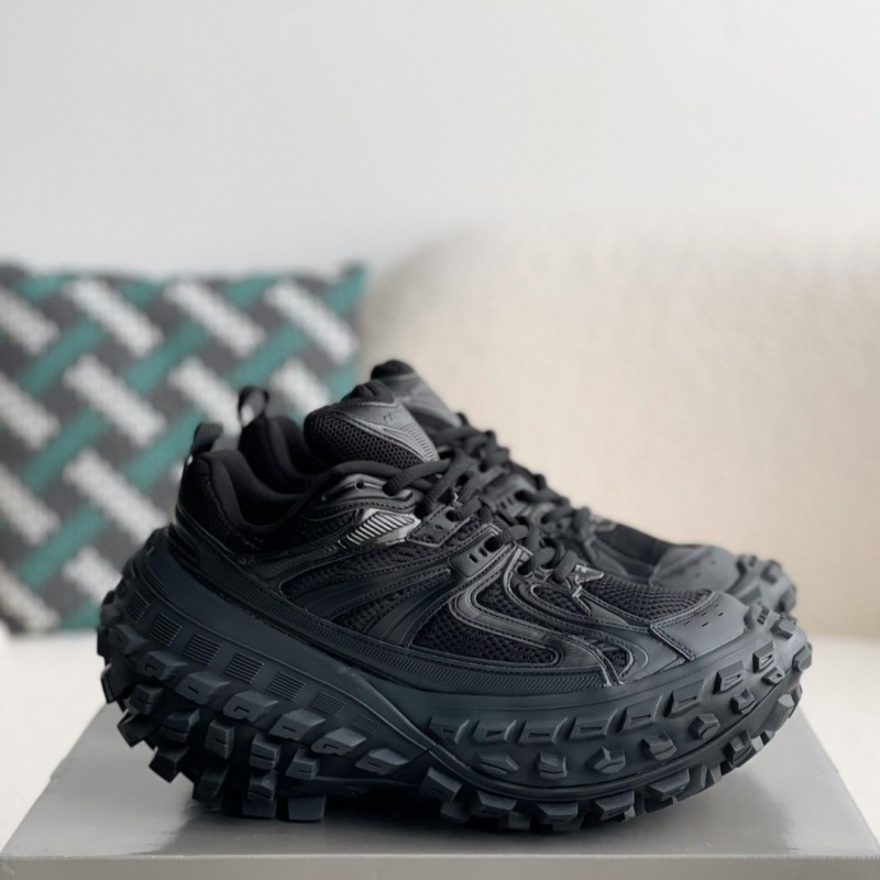 Ba*len*cia*ga Bouncer Screw Sneakers