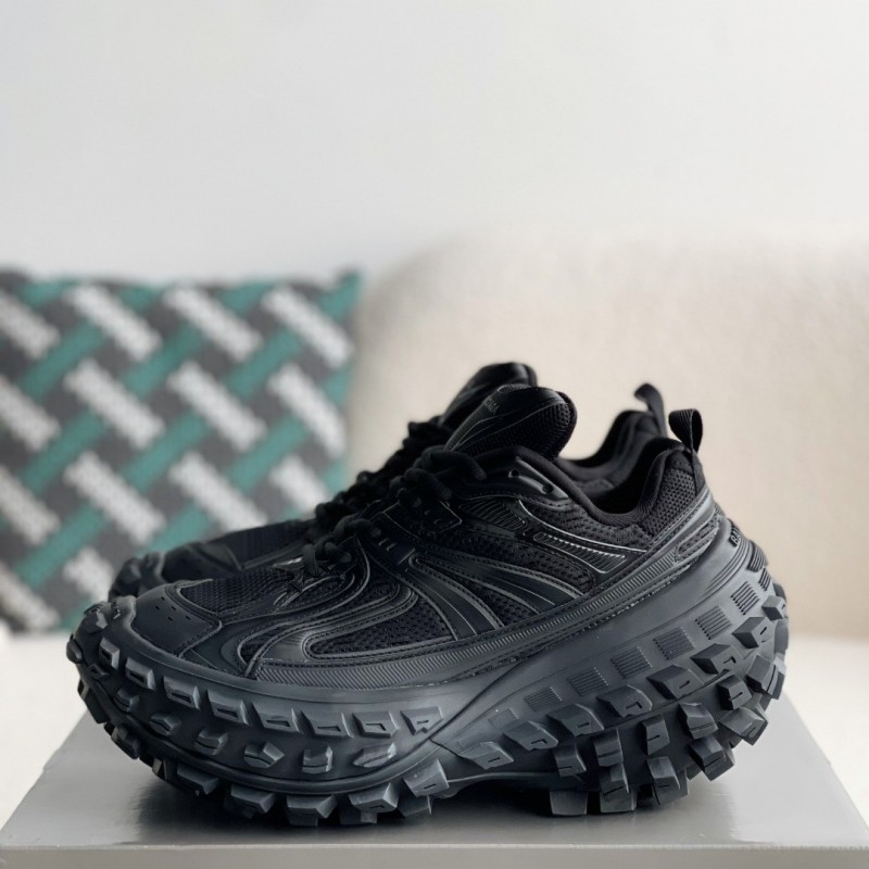 Ba*len*cia*ga Bouncer Screw Sneakers