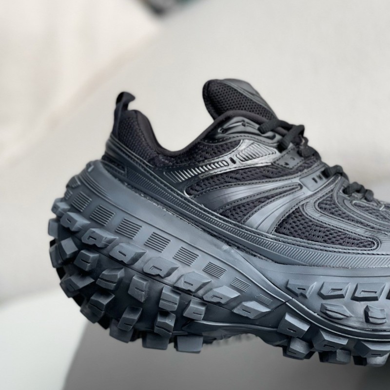 Ba*len*cia*ga Bouncer Screw Sneakers