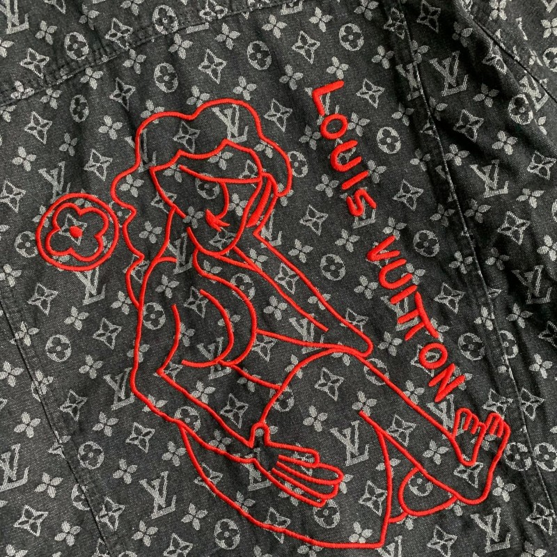 L0*is V*t0n  Jackets