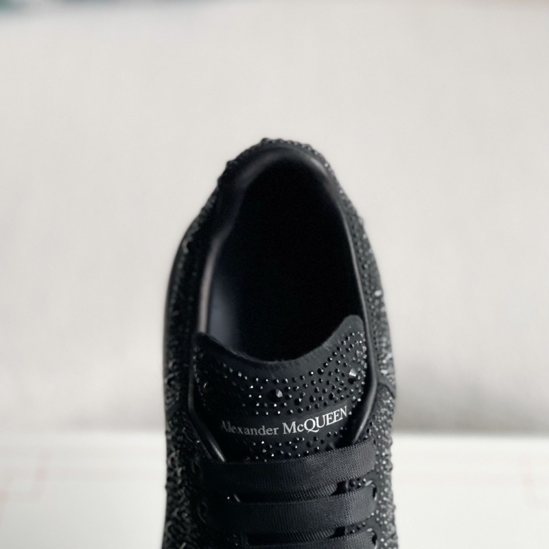 Ale*d*r M*Q*en  Sneakers